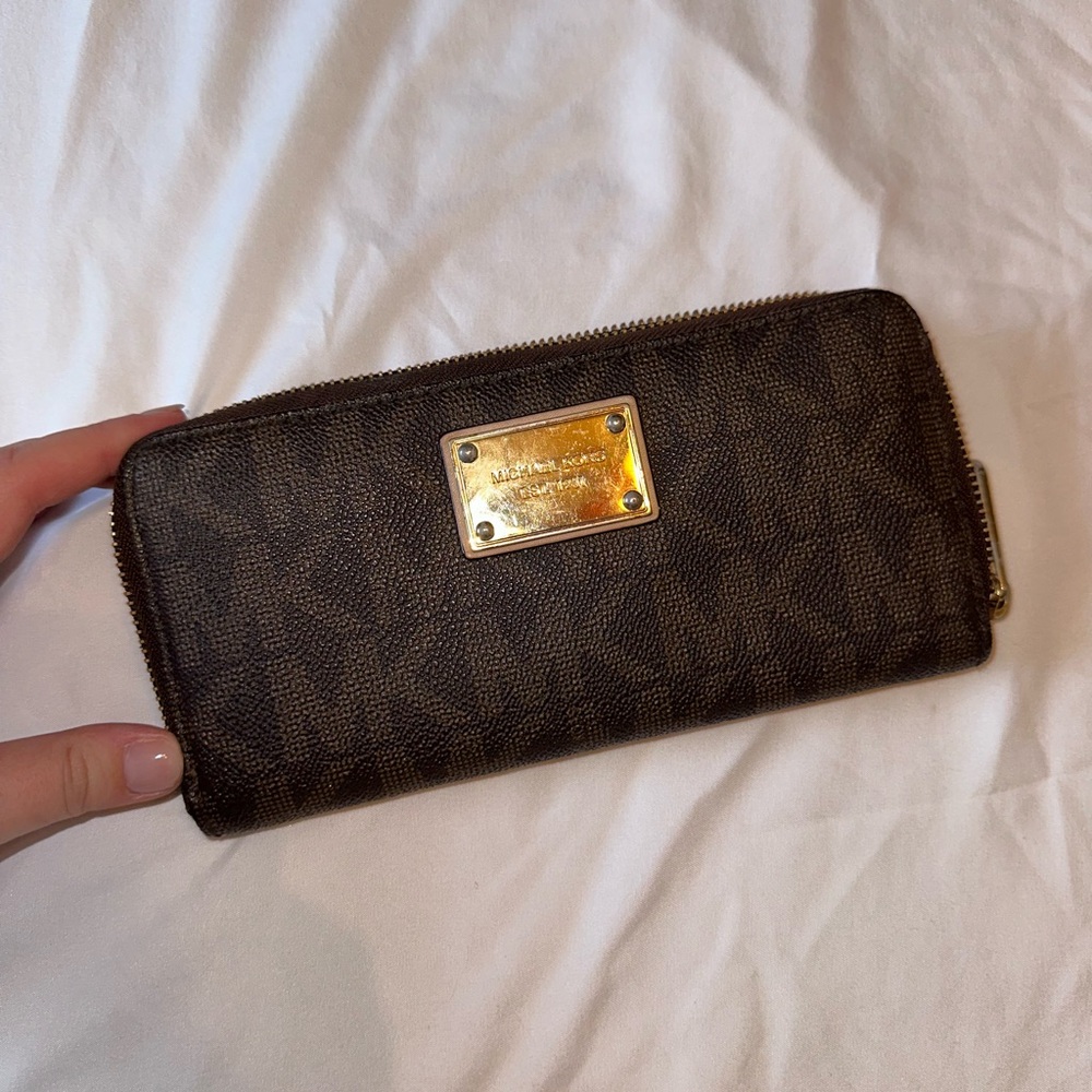 Brown MK Jet Set Wallet